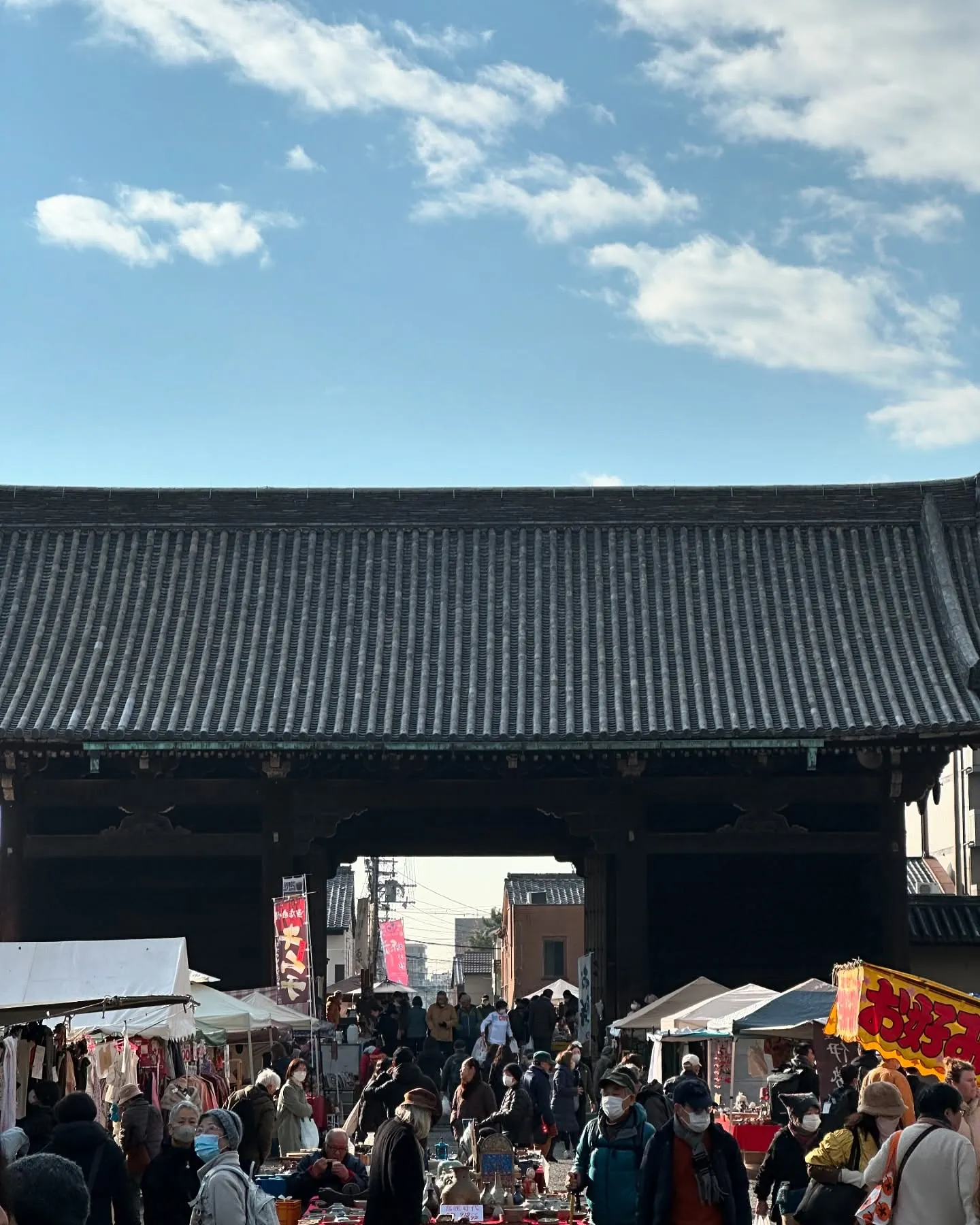 【京都 東寺 弘法市 骨董市 毎月21日】