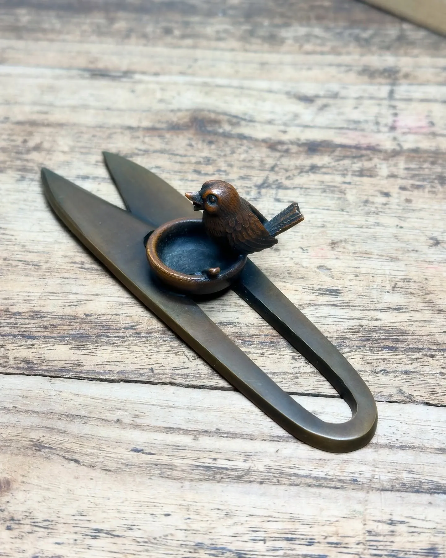 【銅器 舌切り雀 文鎮 書道具 文房具】