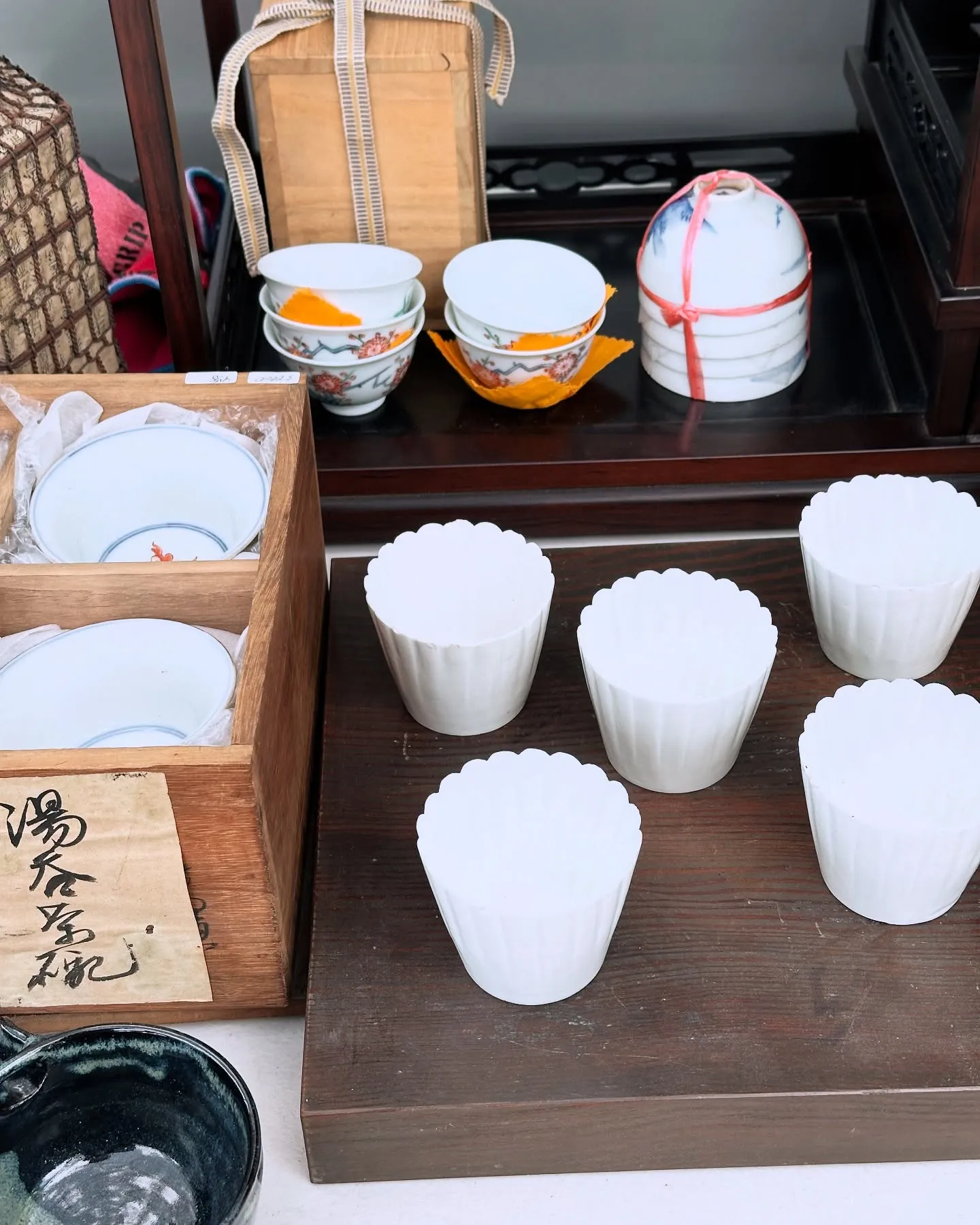 【京都 東寺 ガラクタ市 毎月第一日曜日 骨董市】