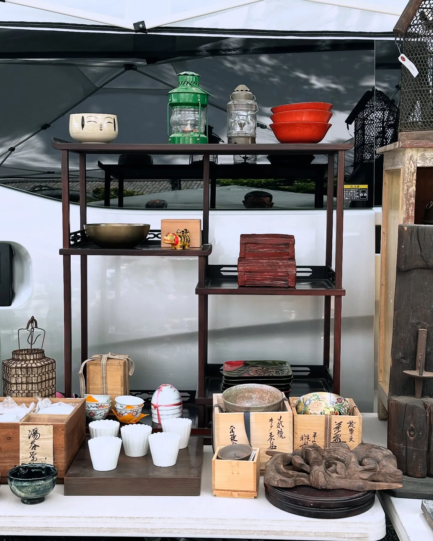 【京都 東寺 ガラクタ市 毎月第一日曜日 骨董市】