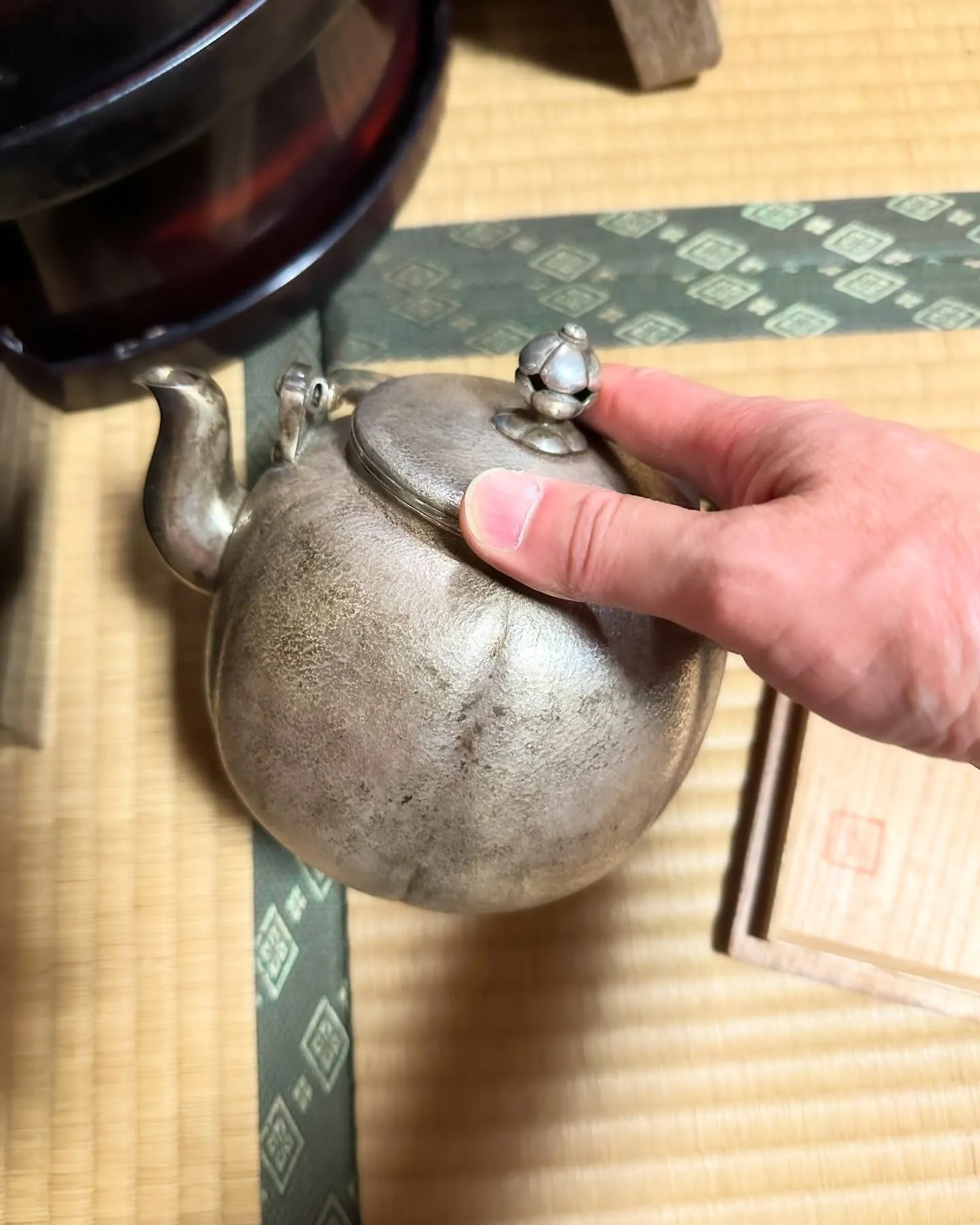 【京都 北野天満宮 天神市 毎月25日 骨董市】