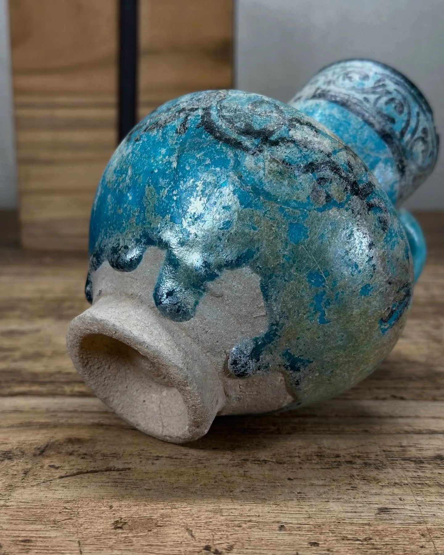 【ペルシャ 青釉把手付水注】