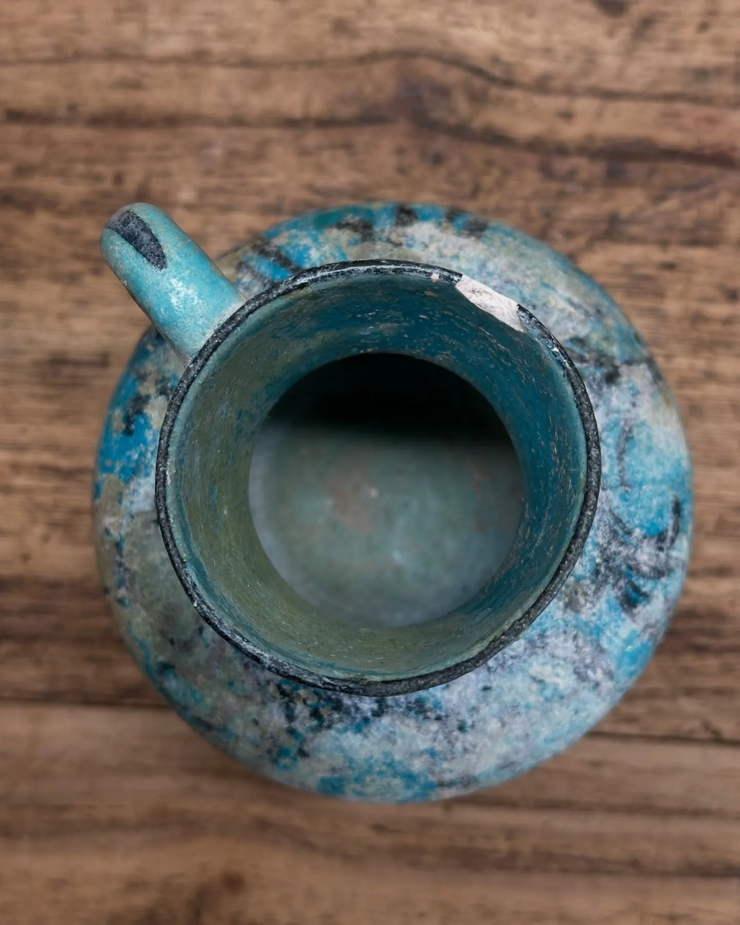 【ペルシャ 青釉把手付水注】