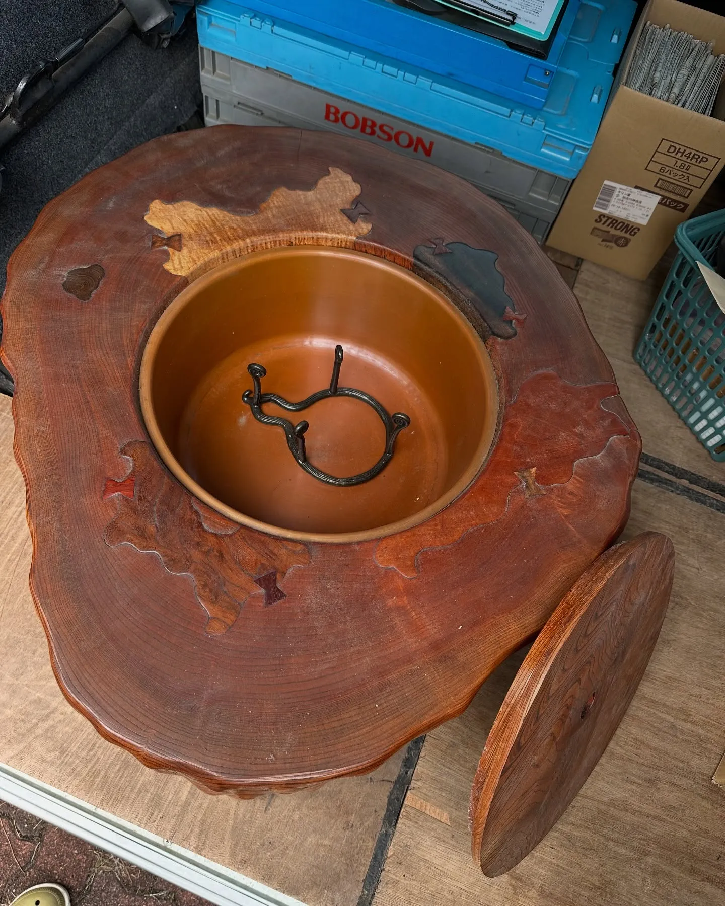 【兵庫 加古郡 遺品整理 買取 欅 くり抜き 火鉢 木象嵌】