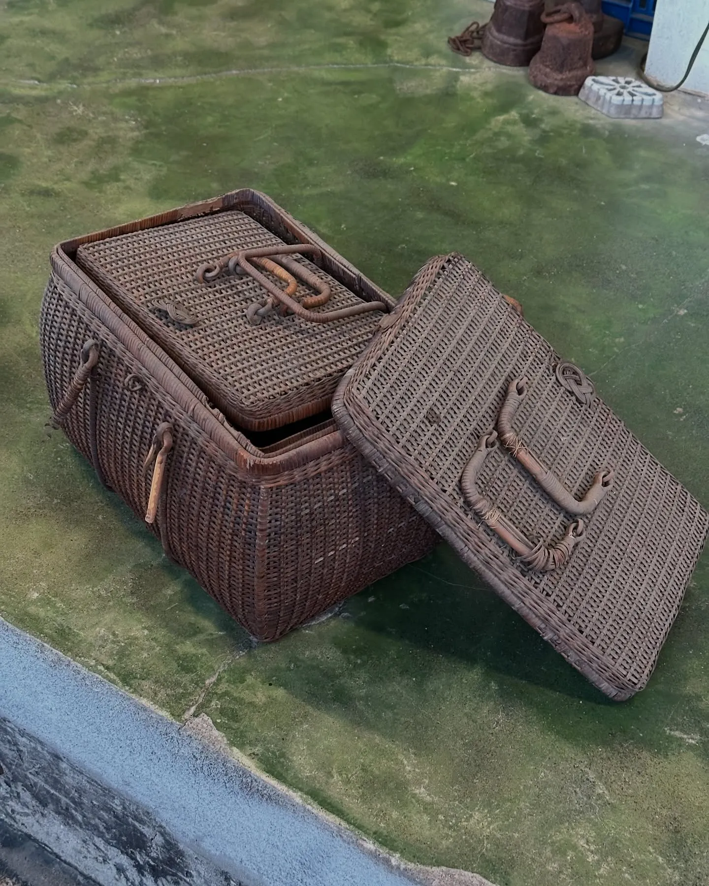 【兵庫 加古郡 稲美町 うぶ荷 ぼろぼろの篭 古書】