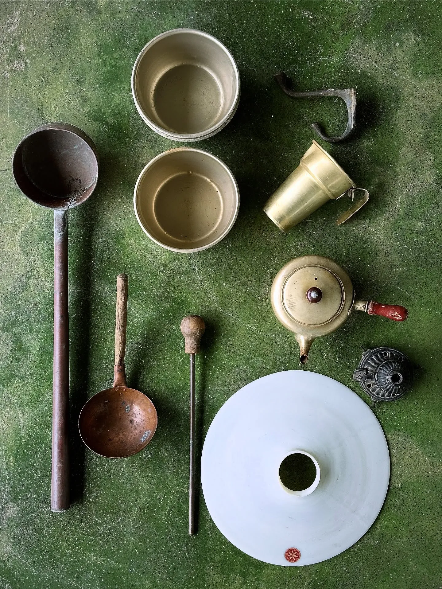 【京都 東寺 ガラクタ市 毎月第一日曜日 骨董市】