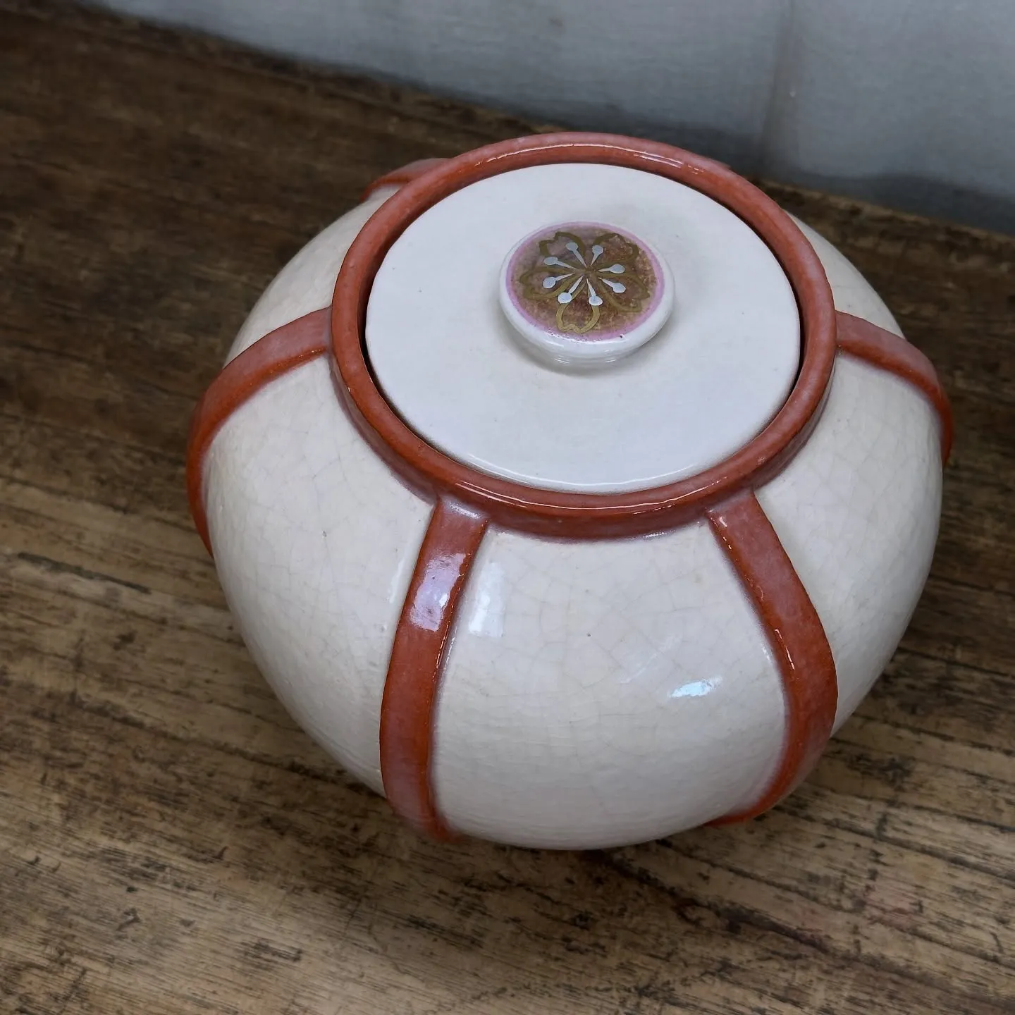 【茶道具 雪洞 水指 楽焼 松楽造】