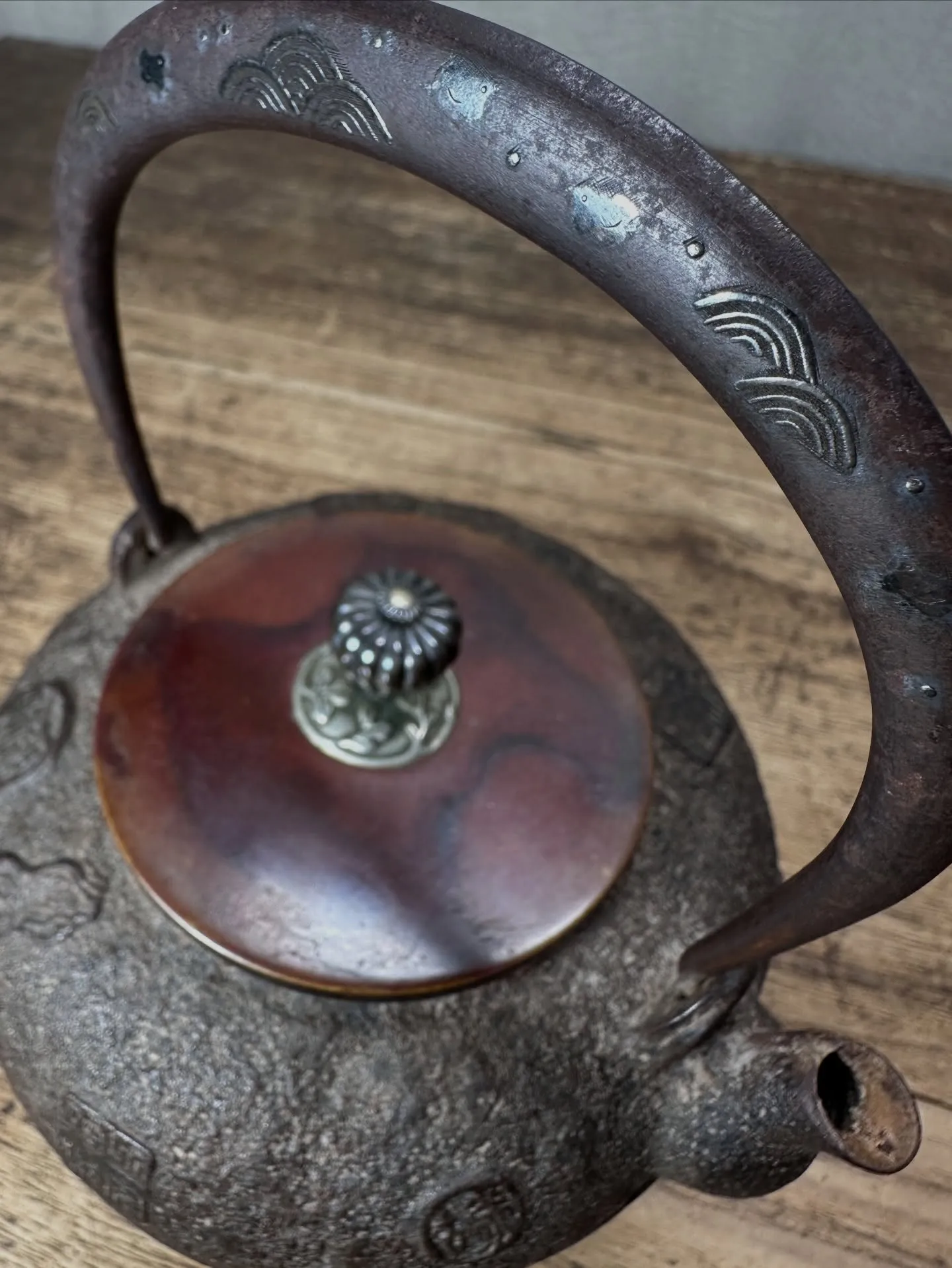 【兵庫県 明石市 生前整理 買取 銀摘み 鉄瓶 波千鳥象嵌】