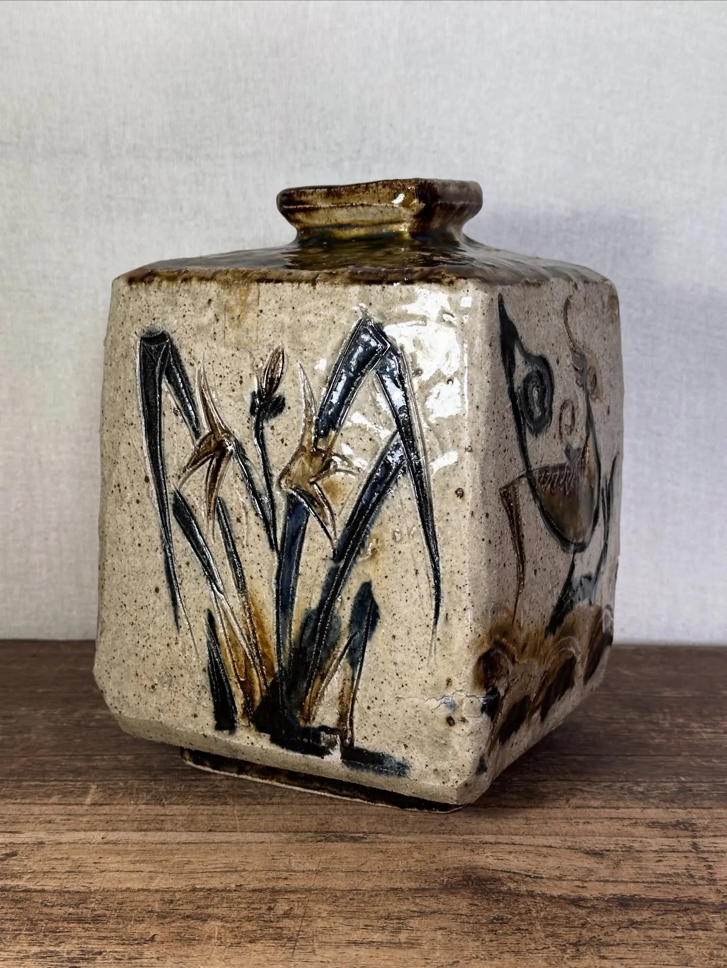 【京都 東寺 ガラクタ市 毎月第一日曜日 開催 骨董市】