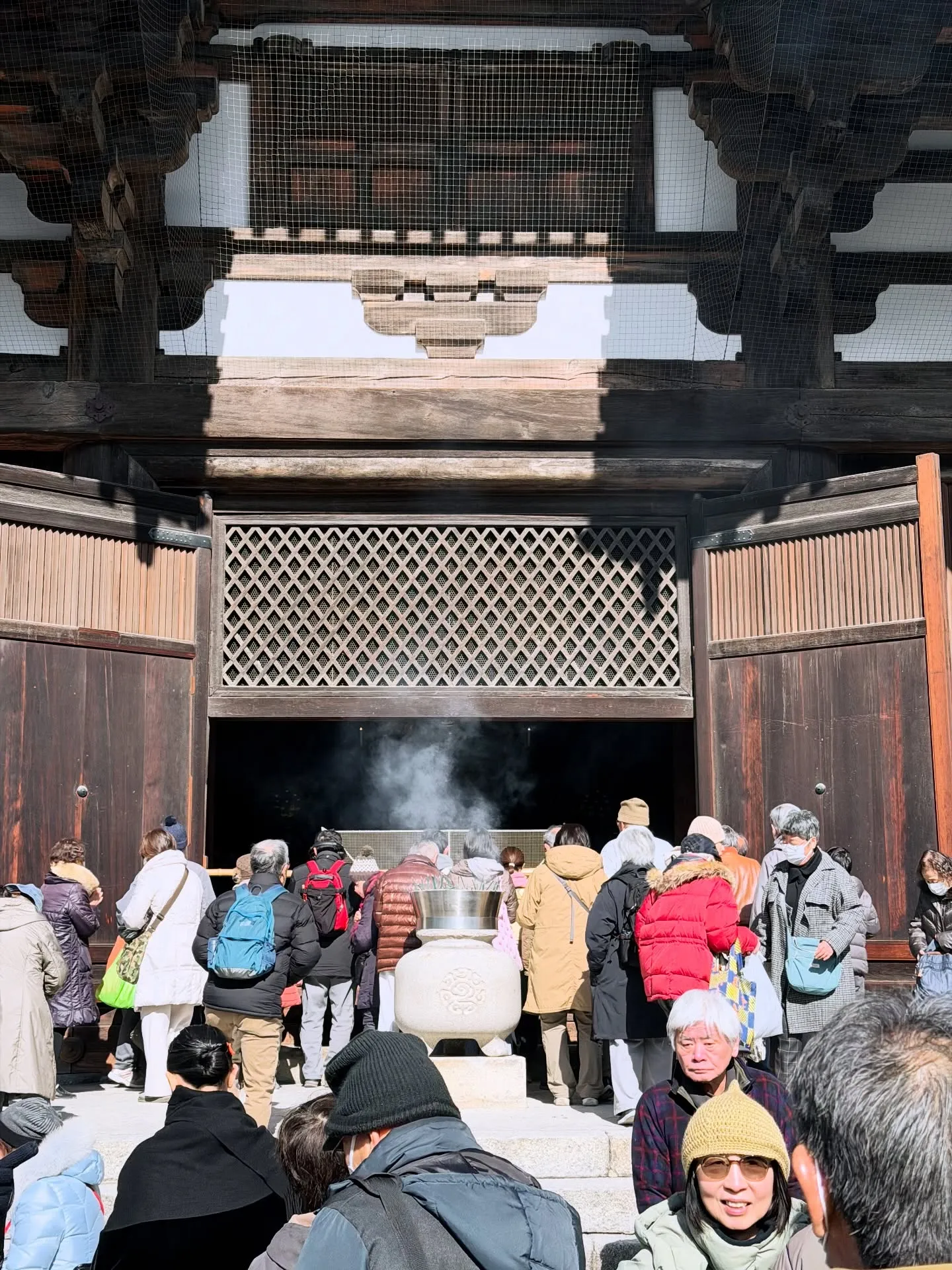【京都 東寺 弘法市 毎月21日 骨董市】