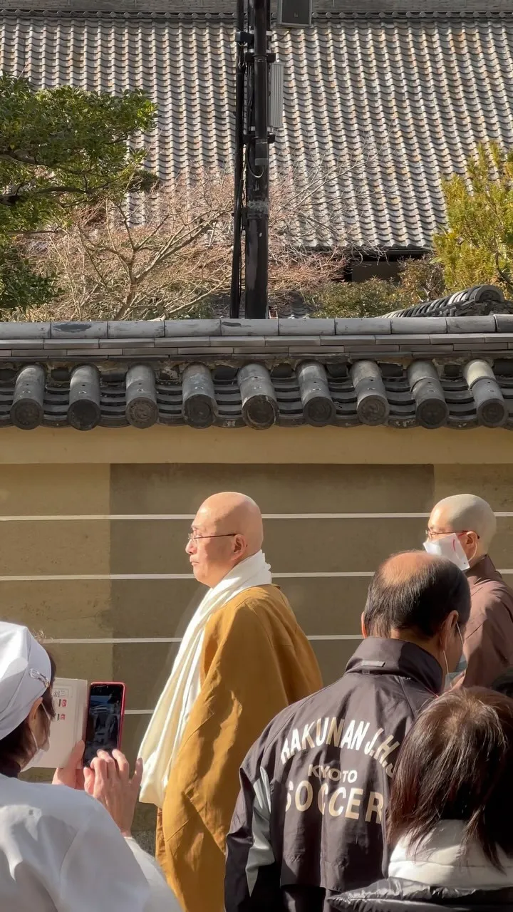 【京都 東寺 ガラクタ市 毎月第一日曜日 骨董市】